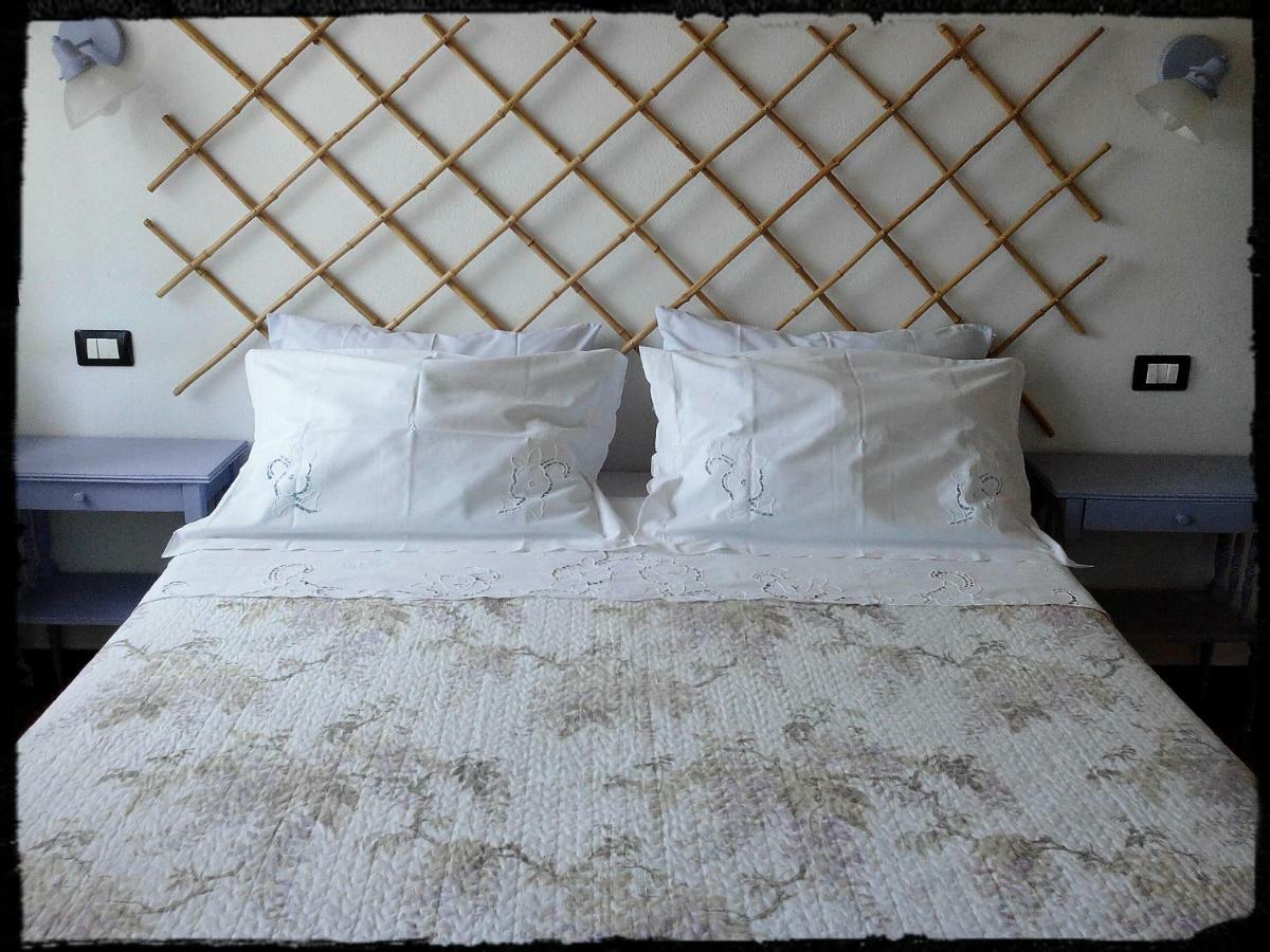 B&B I Glicini Vescina ภายนอก รูปภาพ